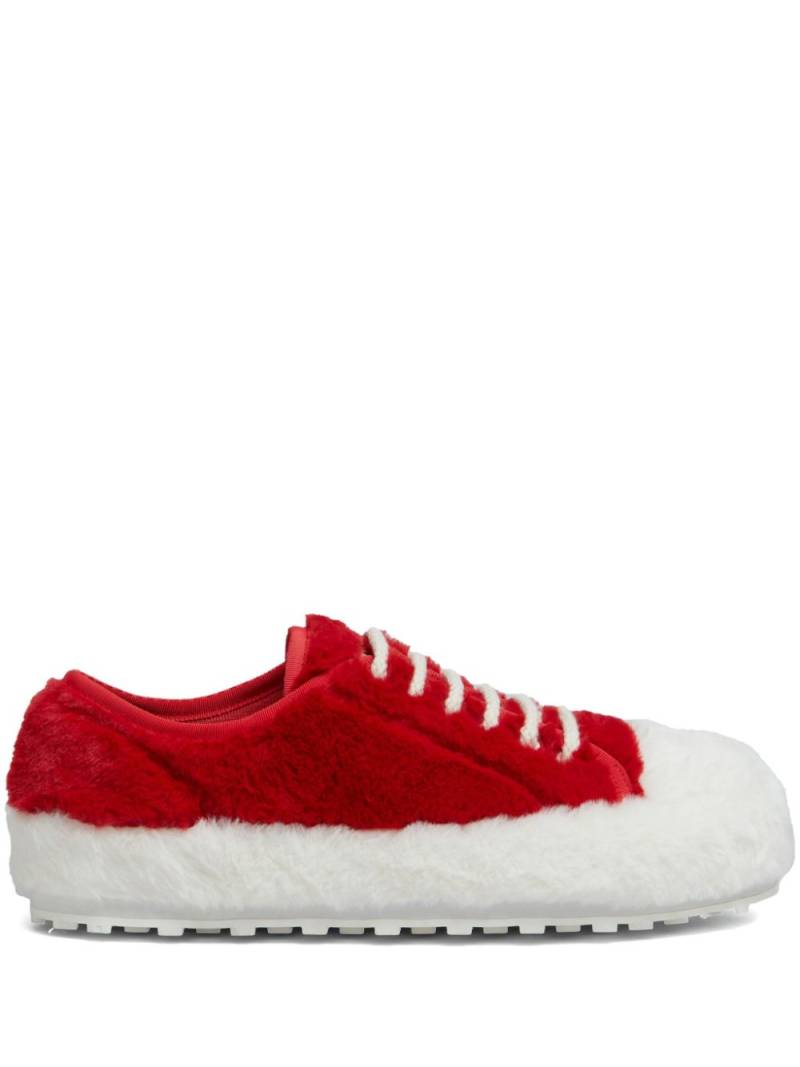 Marni two-tone faux-fur sneakers - Red von Marni