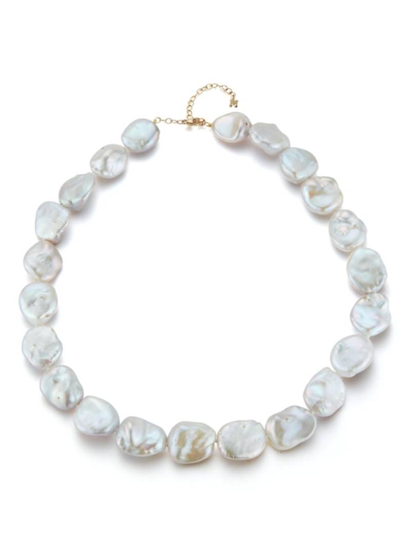 Mateo 14kt yellow gold baroque pearl strand necklace - White von Mateo