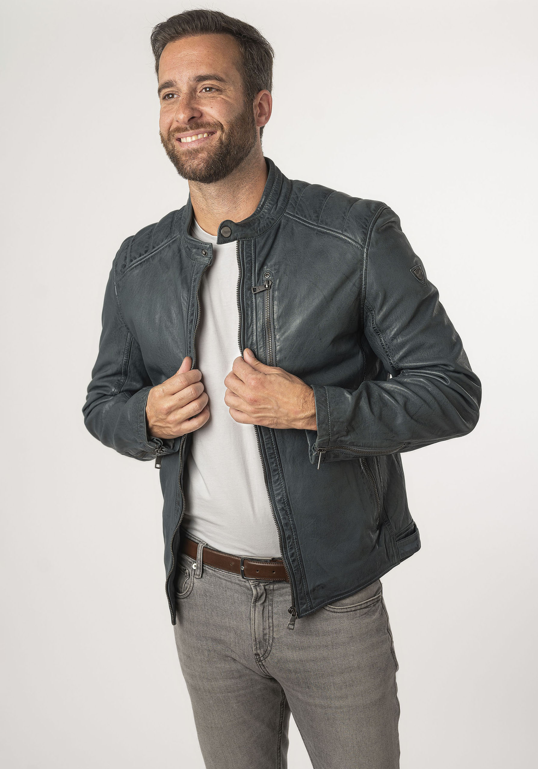 Mauritius Lederjacke »MMCortney«, mit Reissverschluss, Ziersteppung, Stehkragen Mauritius Lederjacke »MMCortney«, mit Reissverschluss, Ziersteppung, Stehkragen von Mauritius