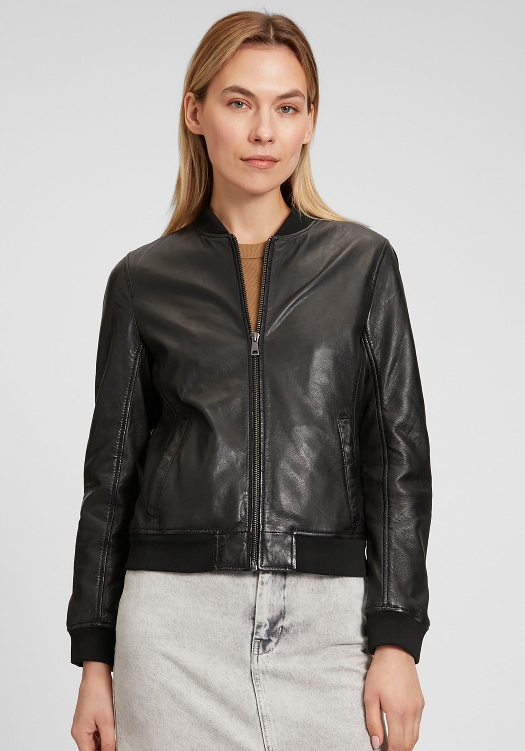 Mauritius Lederjacke »MWBjella«, mit Stehkragen, Reissverschluss, Strickbündchen Mauritius Lederjacke »MWBjella«, mit Stehkragen, Reissverschluss, Strickbündchen von Mauritius