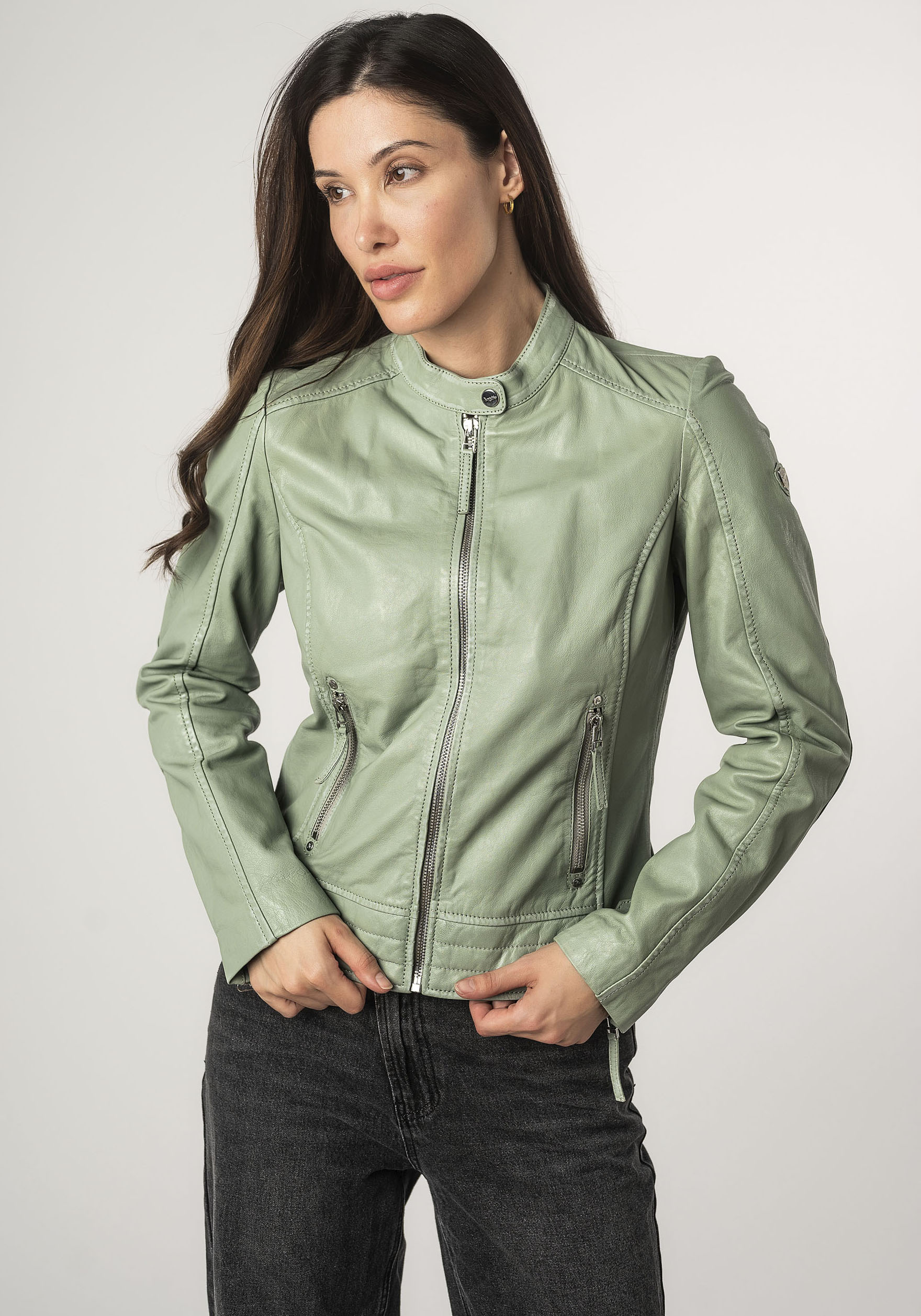 Mauritius Lederjacke »MWFilla«, mit kleinem Stehkragen Mauritius Lederjacke »MWFilla«, mit kleinem Stehkragen von Mauritius