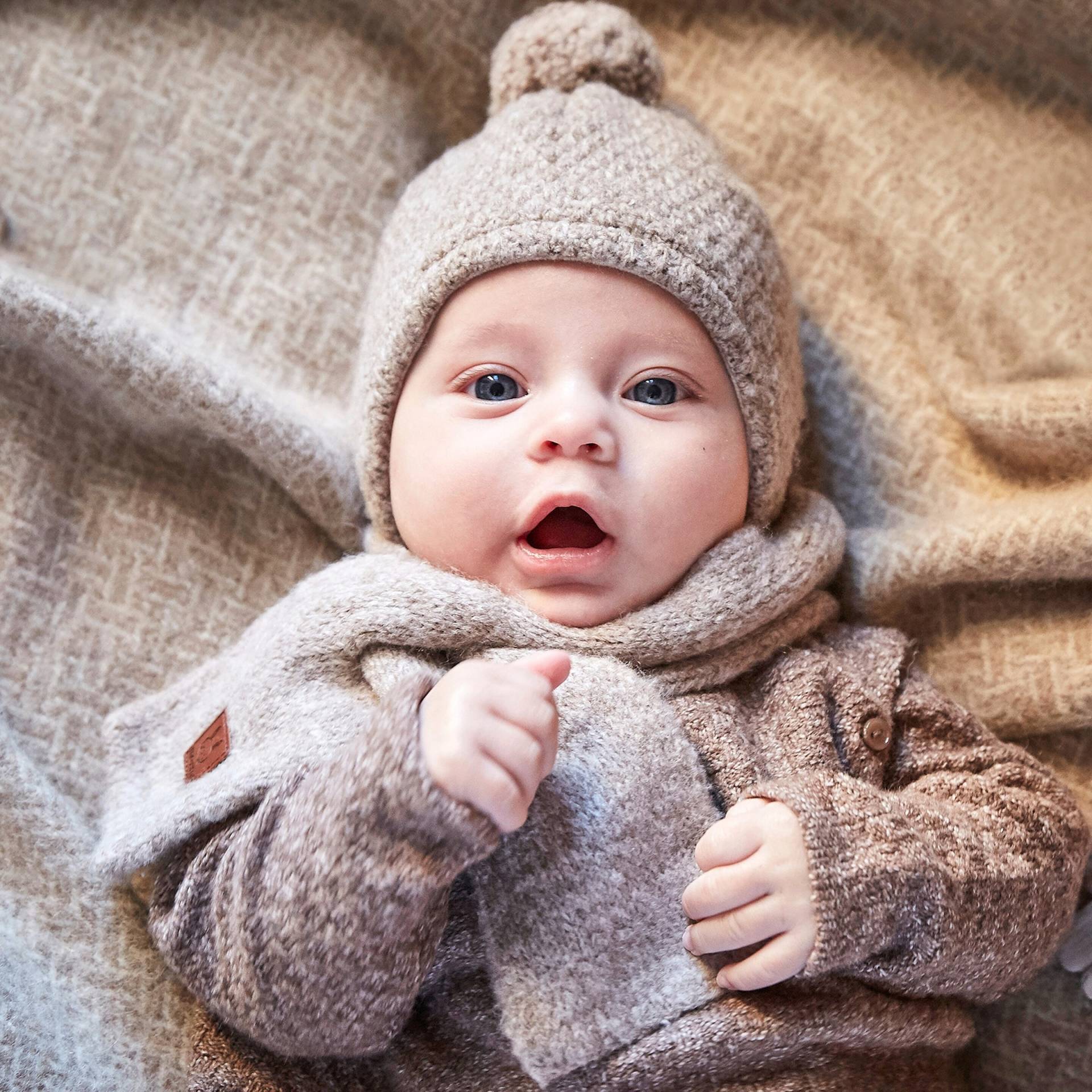 Winter-Strickmütze mit Bommel von Maximo