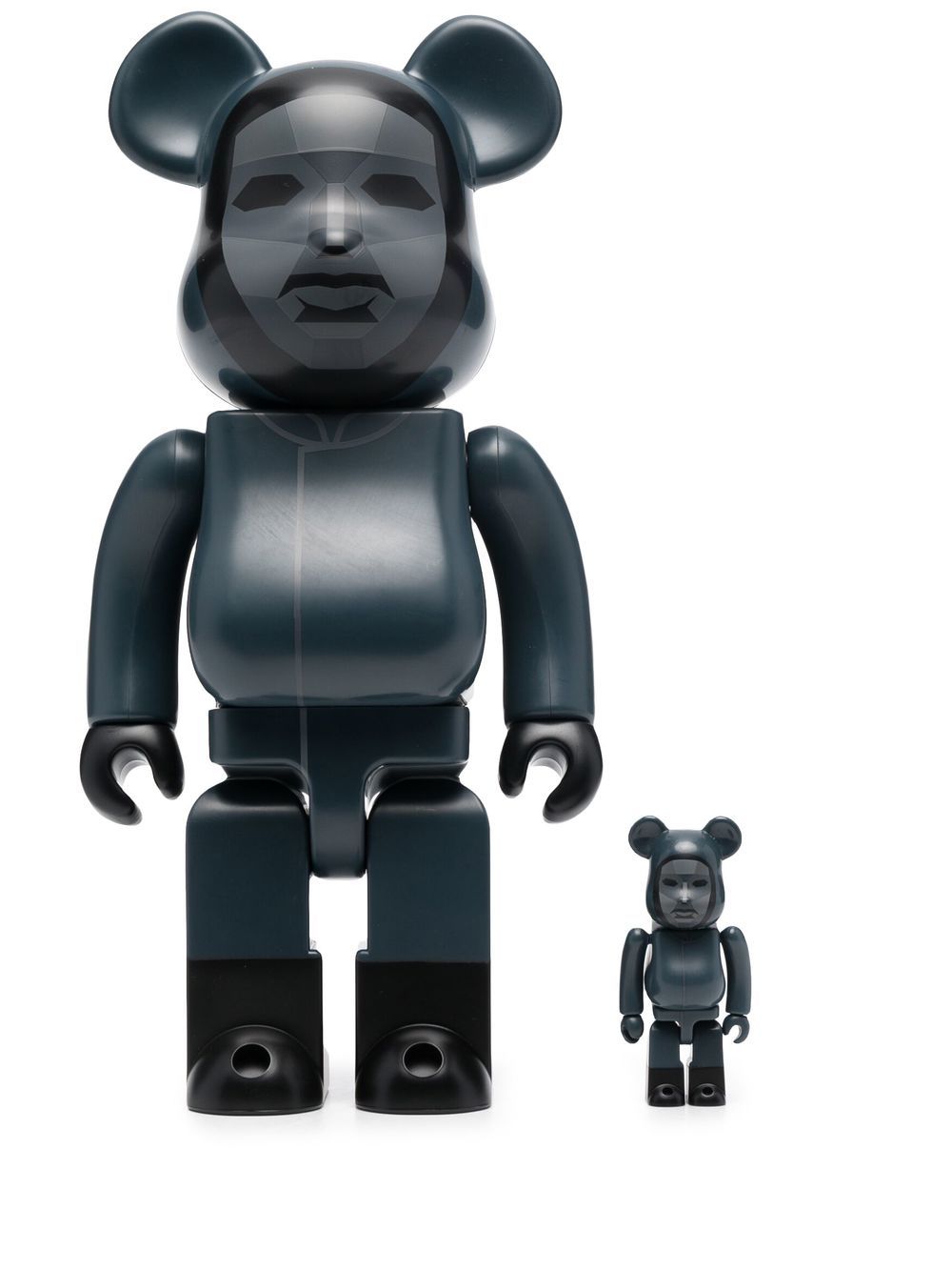 MEDICOM TOY Squid Game Frontman BE@RBRICK 100% and 400% figure set - Black von MEDICOM TOY