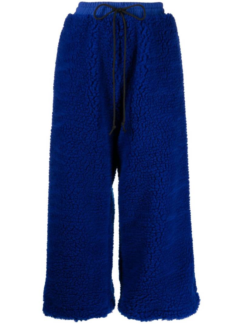 Melitta Baumeister faux-shearling cropped trousers - Blue von Melitta Baumeister