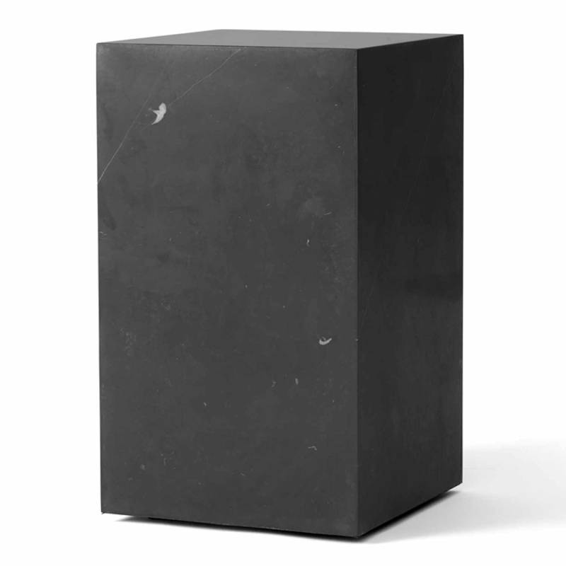 Plinth Couchtisch, Grösse b.30 x t.30 x h.51 cm, Marmor marquina von Audo Copenhagen