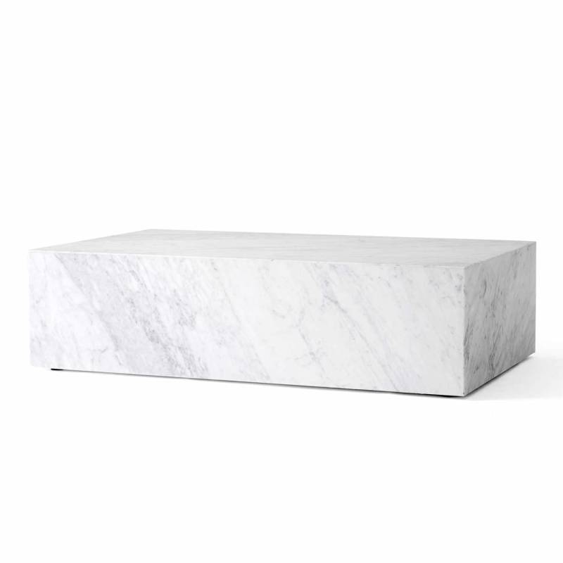 Plinth Couchtisch, Grösse l.100 x b.60 x h.27 cm, Marmor carrara von Audo Copenhagen