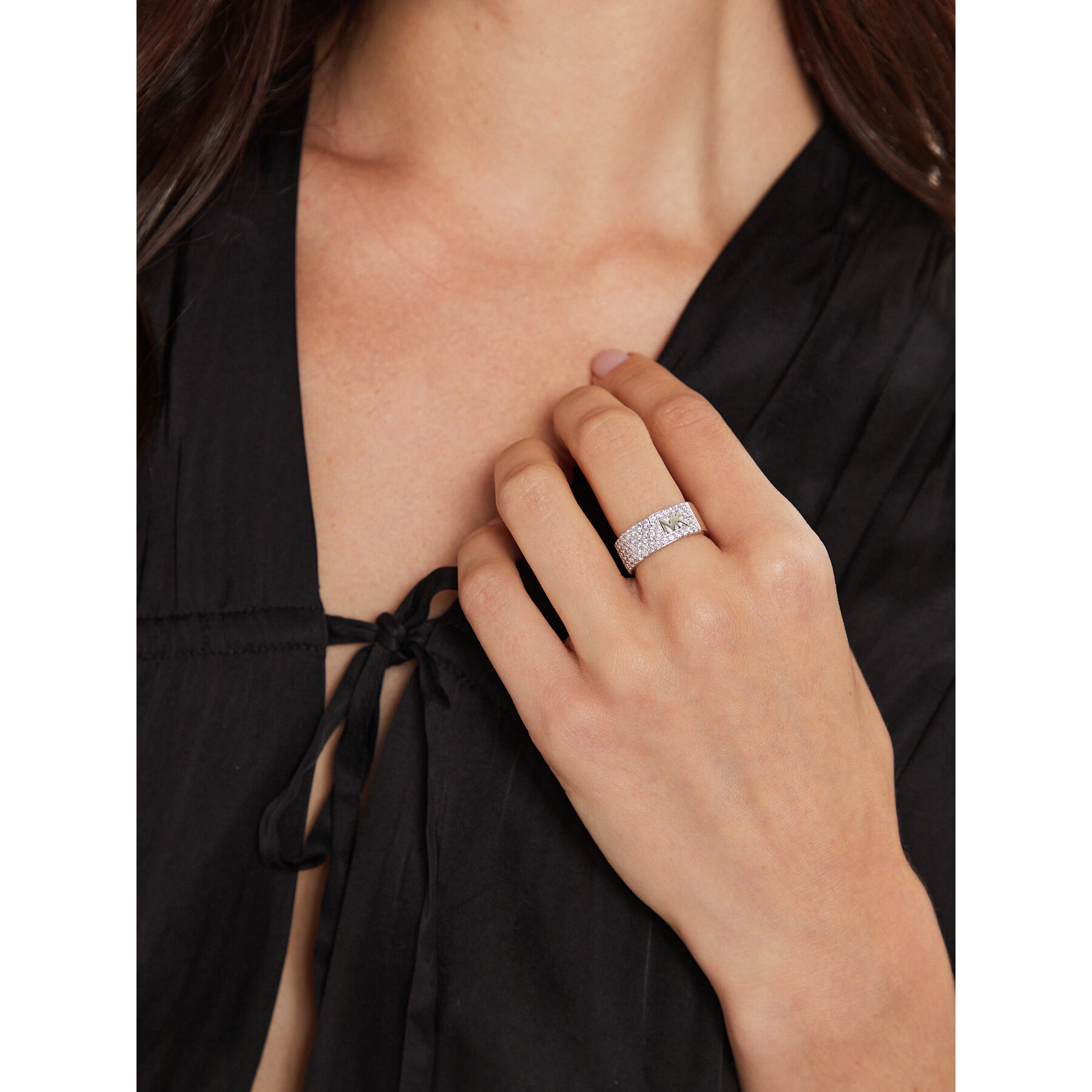 Ring Michael Kors Pave Ring MKC1555AN040 Silberfarben Ring Michael Kors Pave Ring MKC1555AN040 Silberfarben von Michael Kors