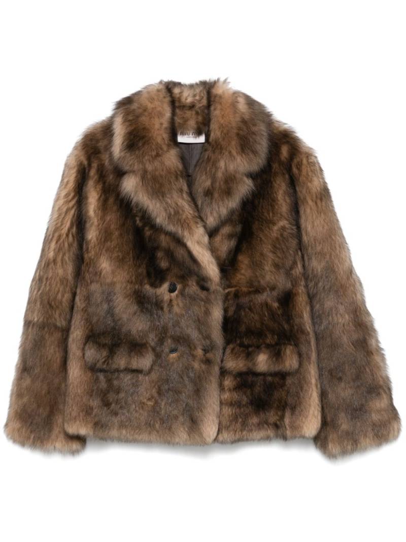 Miu Miu double-breasted shearling coat - Brown von Miu Miu