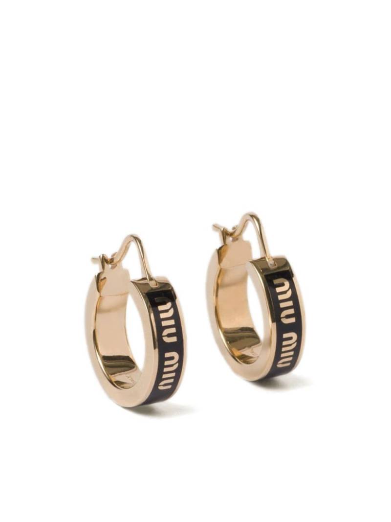 Miu Miu enamel hoop earrings - Gold von Miu Miu