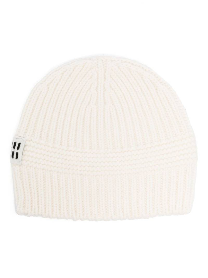 Miu Miu knitted beanie - White von Miu Miu