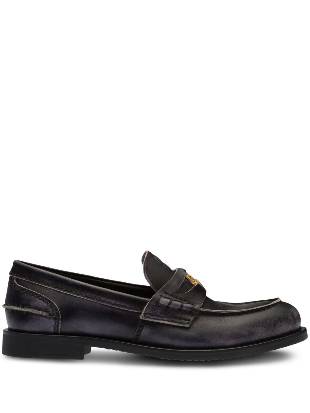 Miu Miu logo-plaque leather loafers - Black von Miu Miu