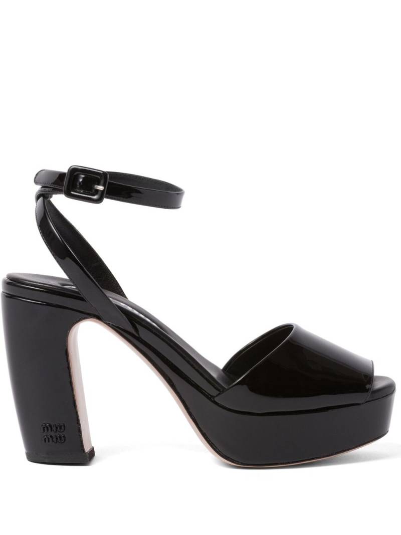 Miu Miu patent-leather platform sandals - Black von Miu Miu