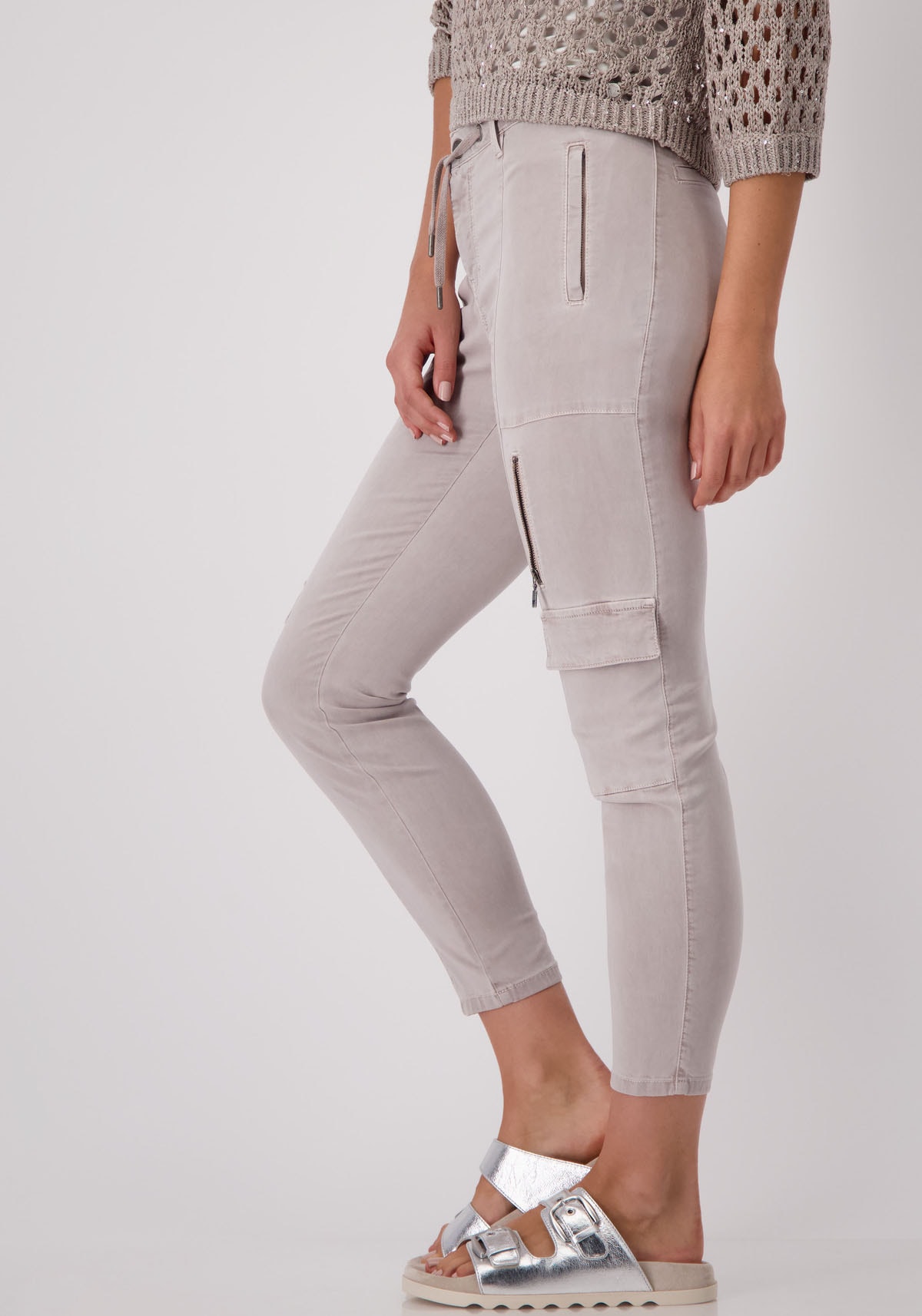 Monari Cargohose »Hose Basic antique dye«, Mit 7/8-Länge Monari Cargohose »Hose Basic antique dye«, Mit 7/8-Länge von Monari