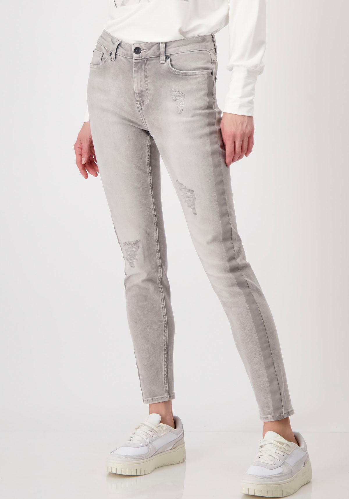 Monari Röhrenjeans, im destroyed Look von Monari