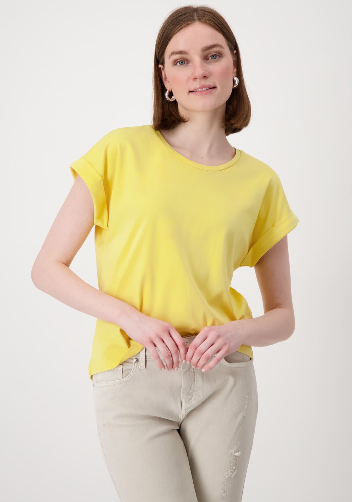 Monari Rundhalsshirt, in angesagter Trendfarbe von Monari