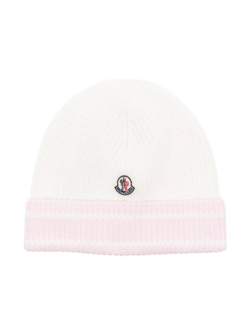 Moncler Enfant logo-patch cotton beanie - White von Moncler Enfant