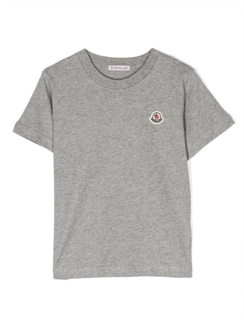 Moncler Enfant logo-patch short-sleeve T-shirt - Grey von Moncler Enfant