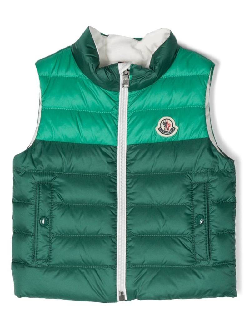 Moncler Enfant logo-patch vest - Green von Moncler Enfant