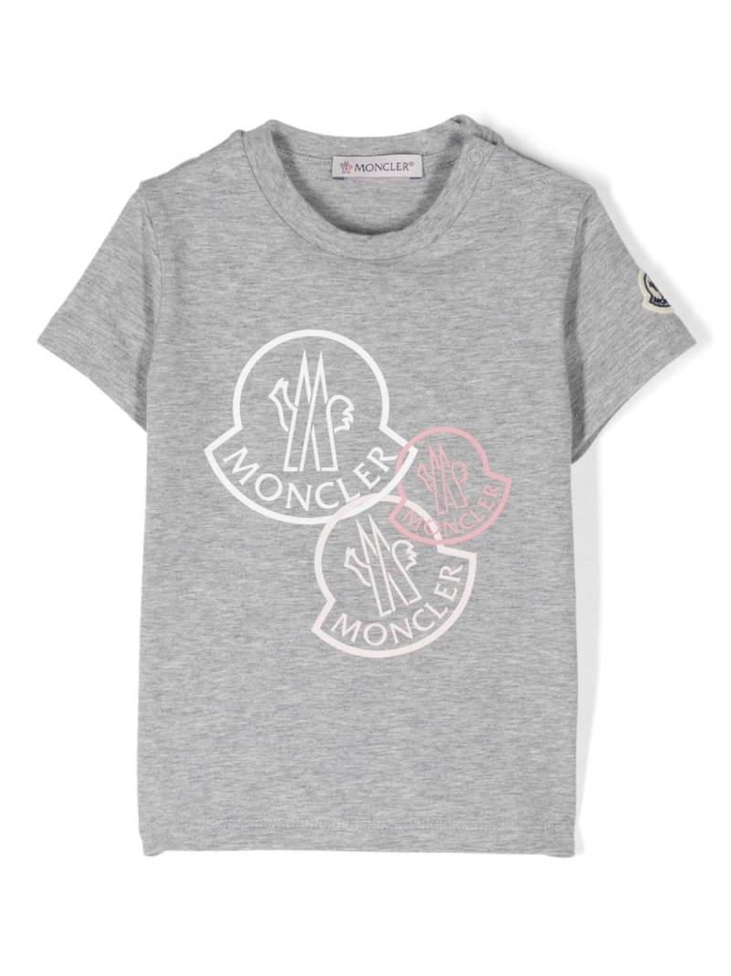 Moncler Enfant logo-print T-shirt - Grey von Moncler Enfant