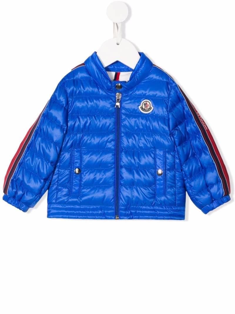 Moncler Enfant padded logo-patch jacket - Blue von Moncler Enfant