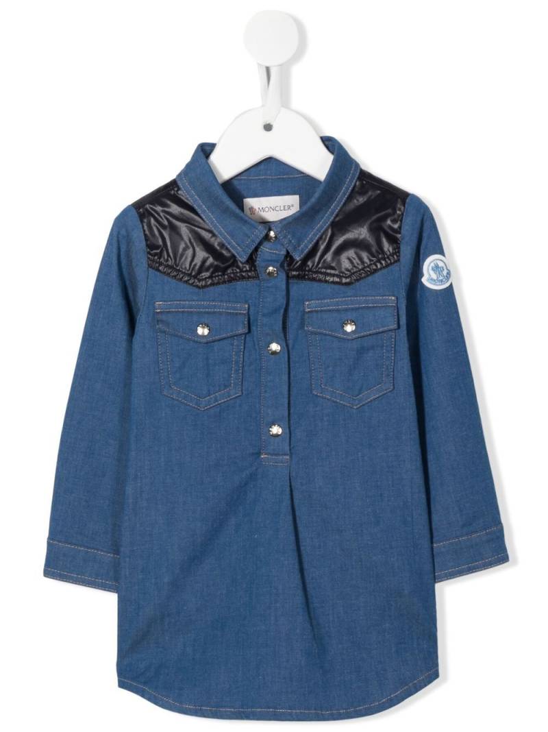 Moncler Enfant panelled denim shirt dress - Blue von Moncler Enfant