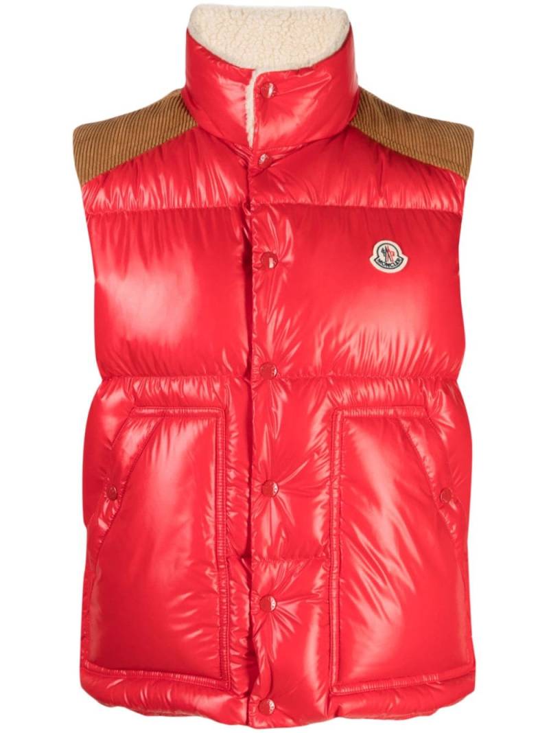 Moncler Ardeche logo-patch down-filled gilet - Red von Moncler