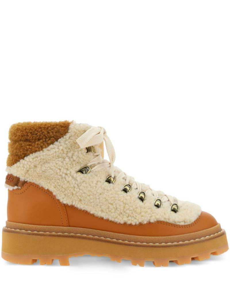 Moncler Peka Trek boots - Brown von Moncler