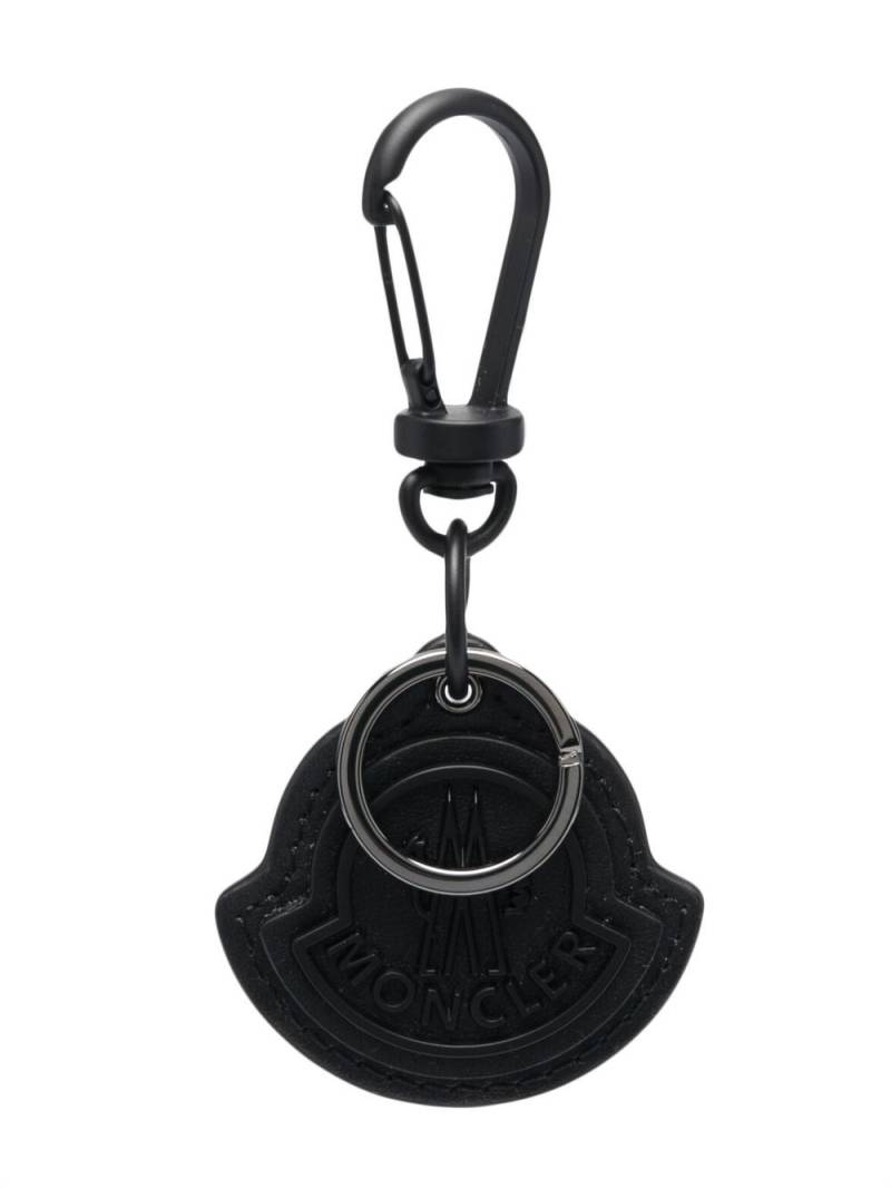 Moncler logo charm keyring - Black von Moncler