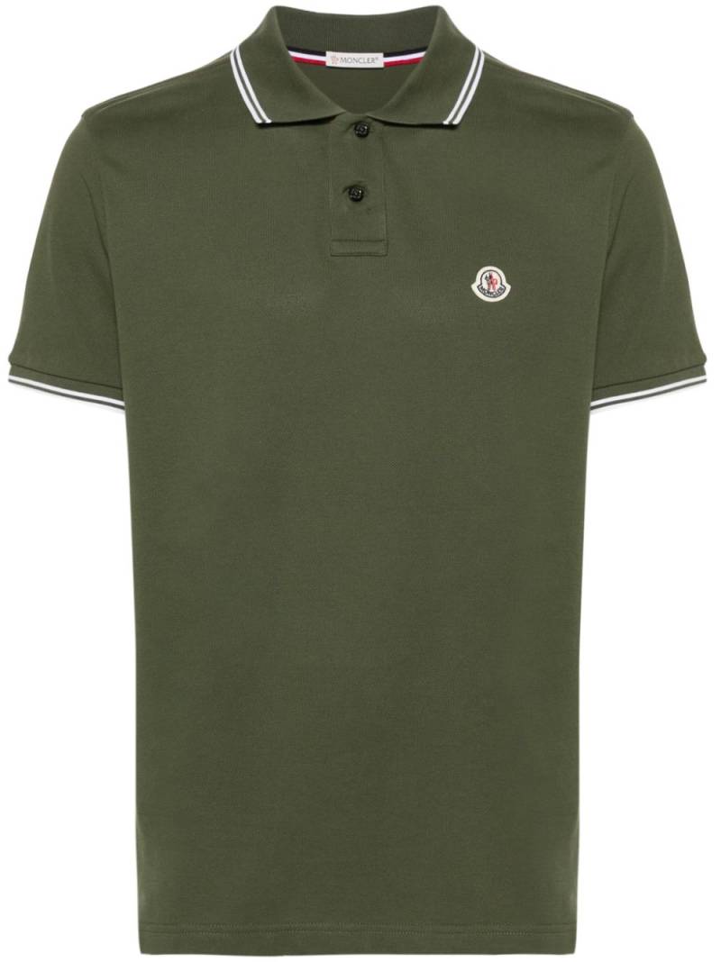 Moncler logo-appliqué polo shirt - Green von Moncler