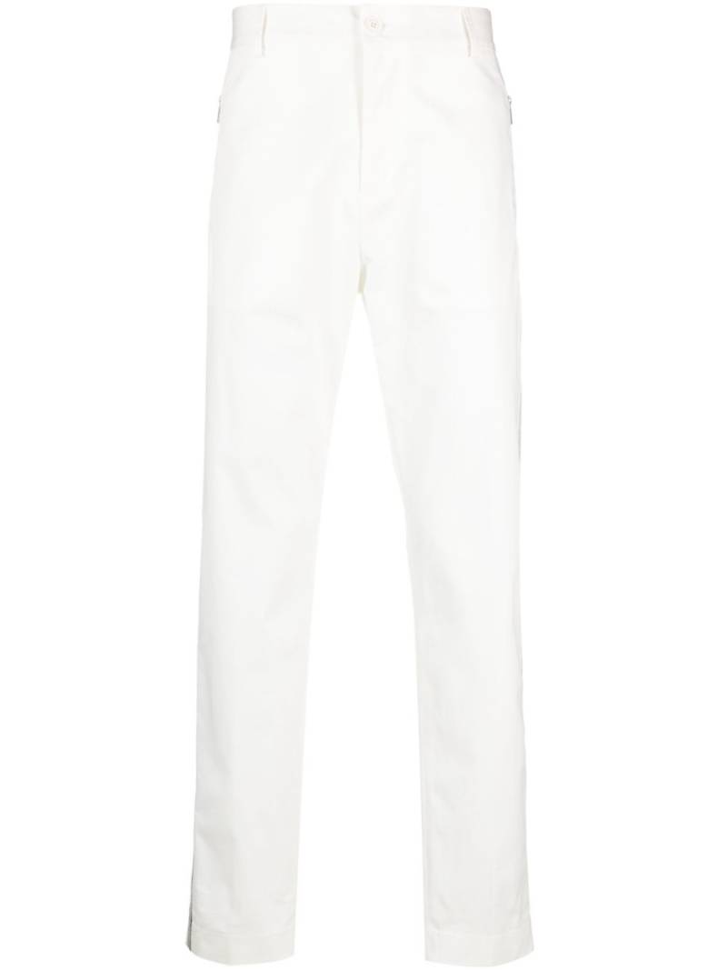 Moncler logo-patch tapered-leg trousers - White von Moncler