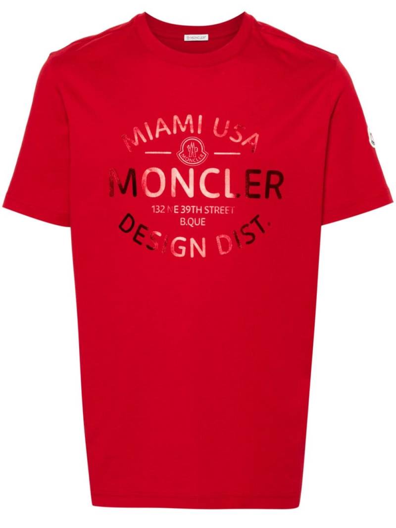 Moncler logo-print cotton T-shirt - Red von Moncler