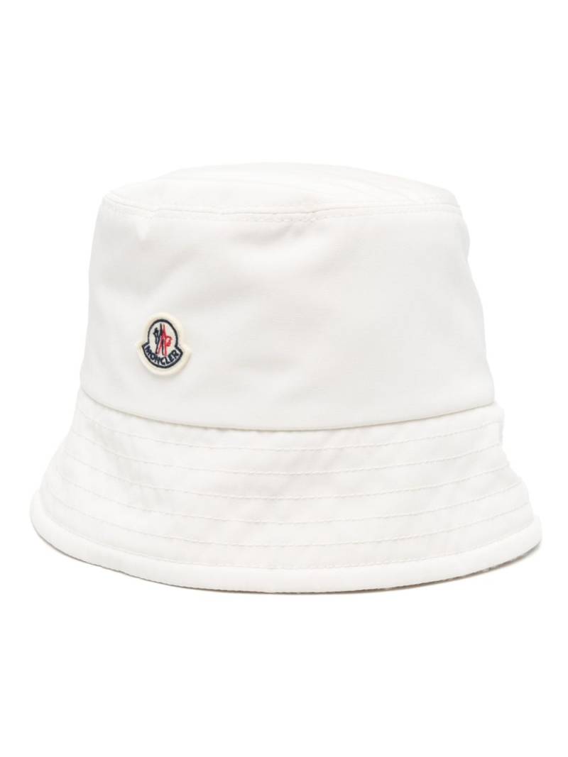 Moncler reversible bucket hat - White von Moncler