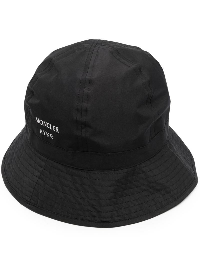 Moncler x Hyke logo-print bucket hat - Black von Moncler