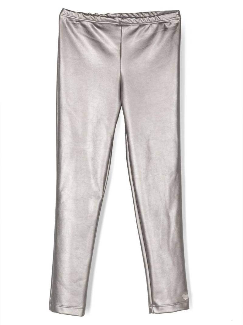 Monnalisa logo-plaque faux-leather trousers - Grey von Monnalisa