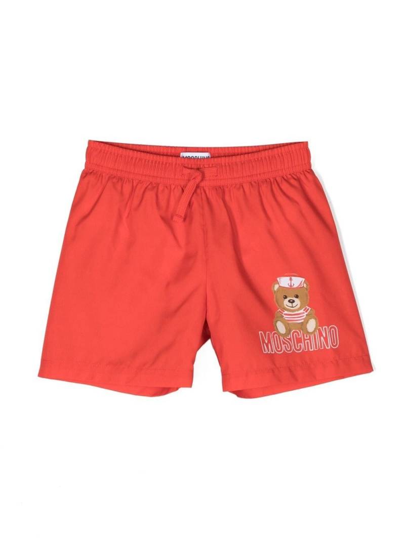 Moschino Kids sailor-teddy swim shorts - Red von Moschino Kids