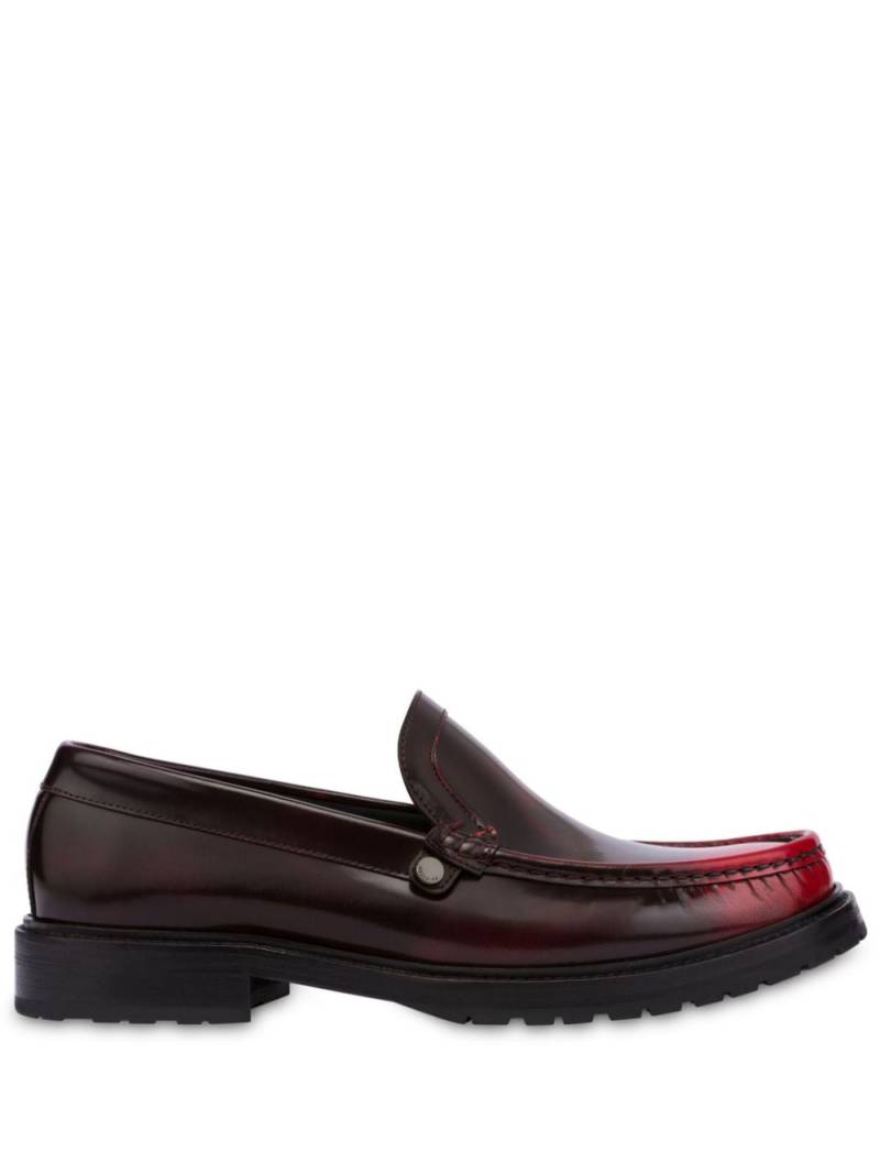 Moschino faded-effect leather loafers - Red von Moschino