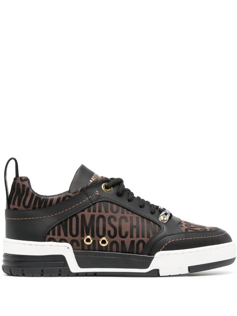 Moschino jacquard-logo panelled ow-top sneakers - Brown von Moschino