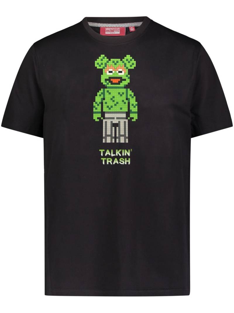 Mostly Heard Rarely Seen 8-Bit talkin' trash 8-bit appliqué cotton t-shirt - Black von Mostly Heard Rarely Seen 8-Bit