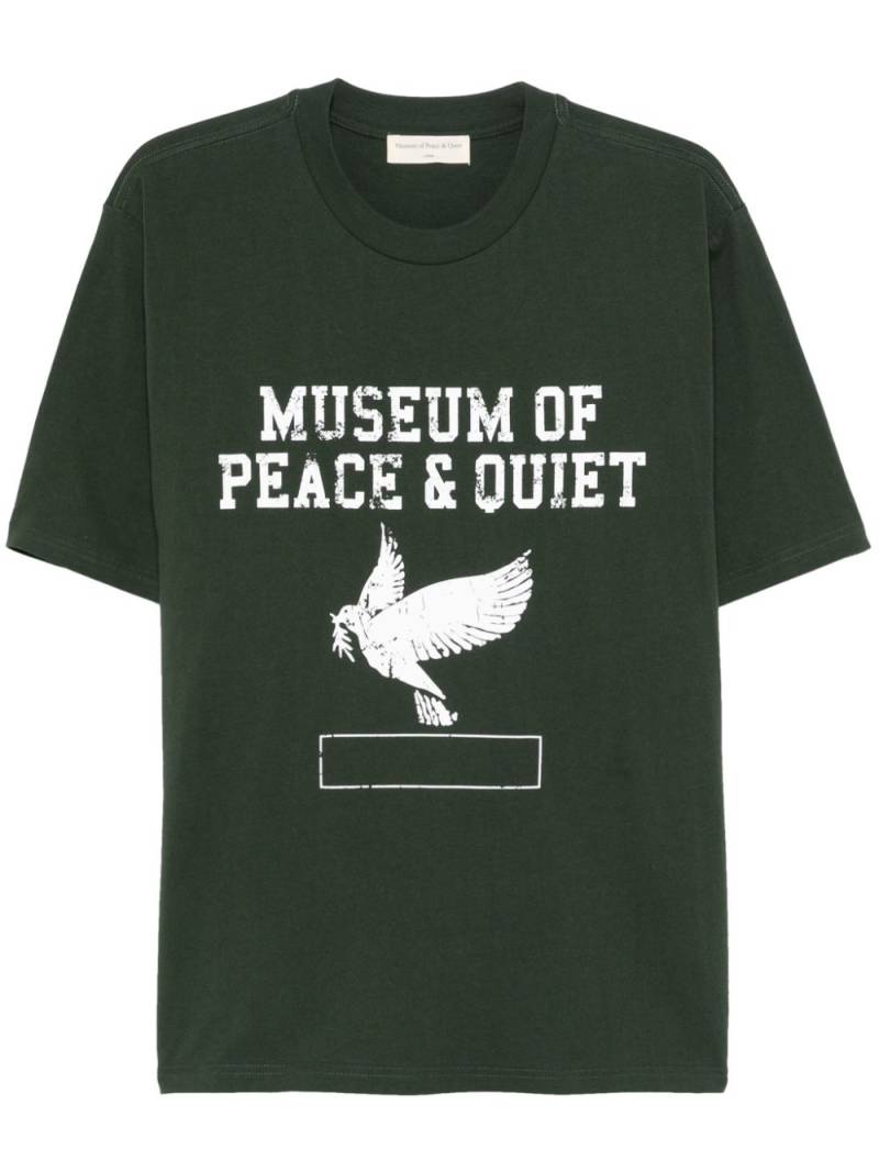 Museum Of Peace & Quiet P.E. T-shirt - Green von Museum Of Peace & Quiet