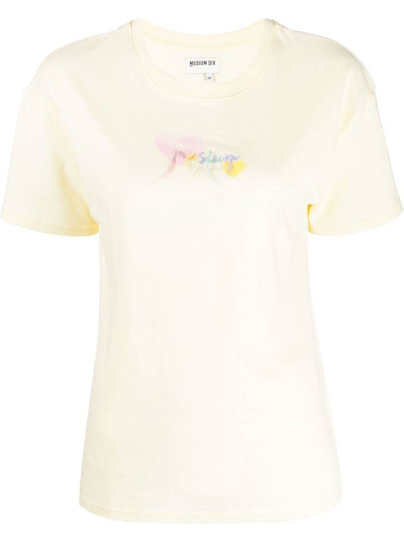 Musium Div. graphic-print cotton T-shirt - Yellow von Musium Div.