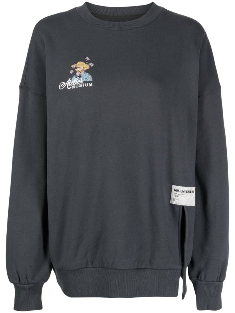 Musium Div. logo-embroidered cotton sweatshirt - Blue von Musium Div.