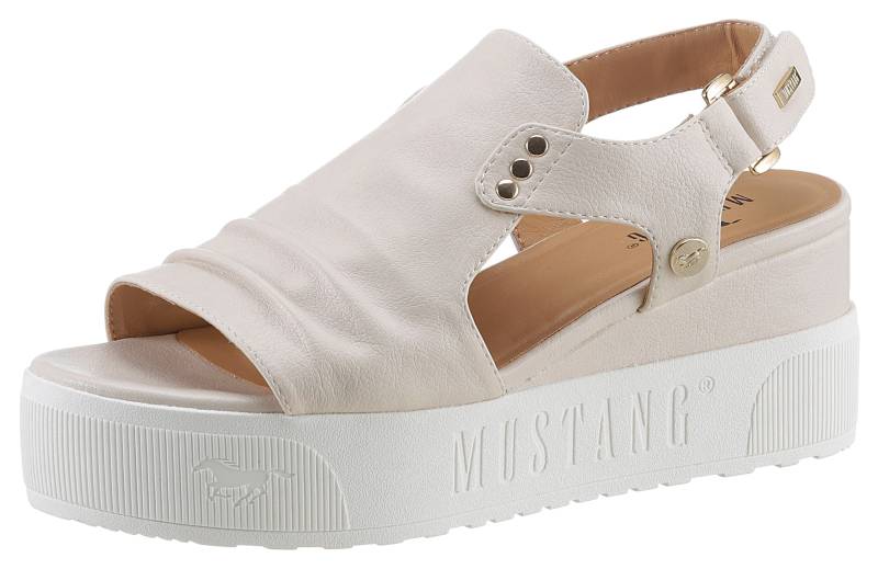 Mustang Shoes Keilsandalette, Sommerschuh, Sandale, Keilabsatz, mit Klettriemchen von Mustang Shoes