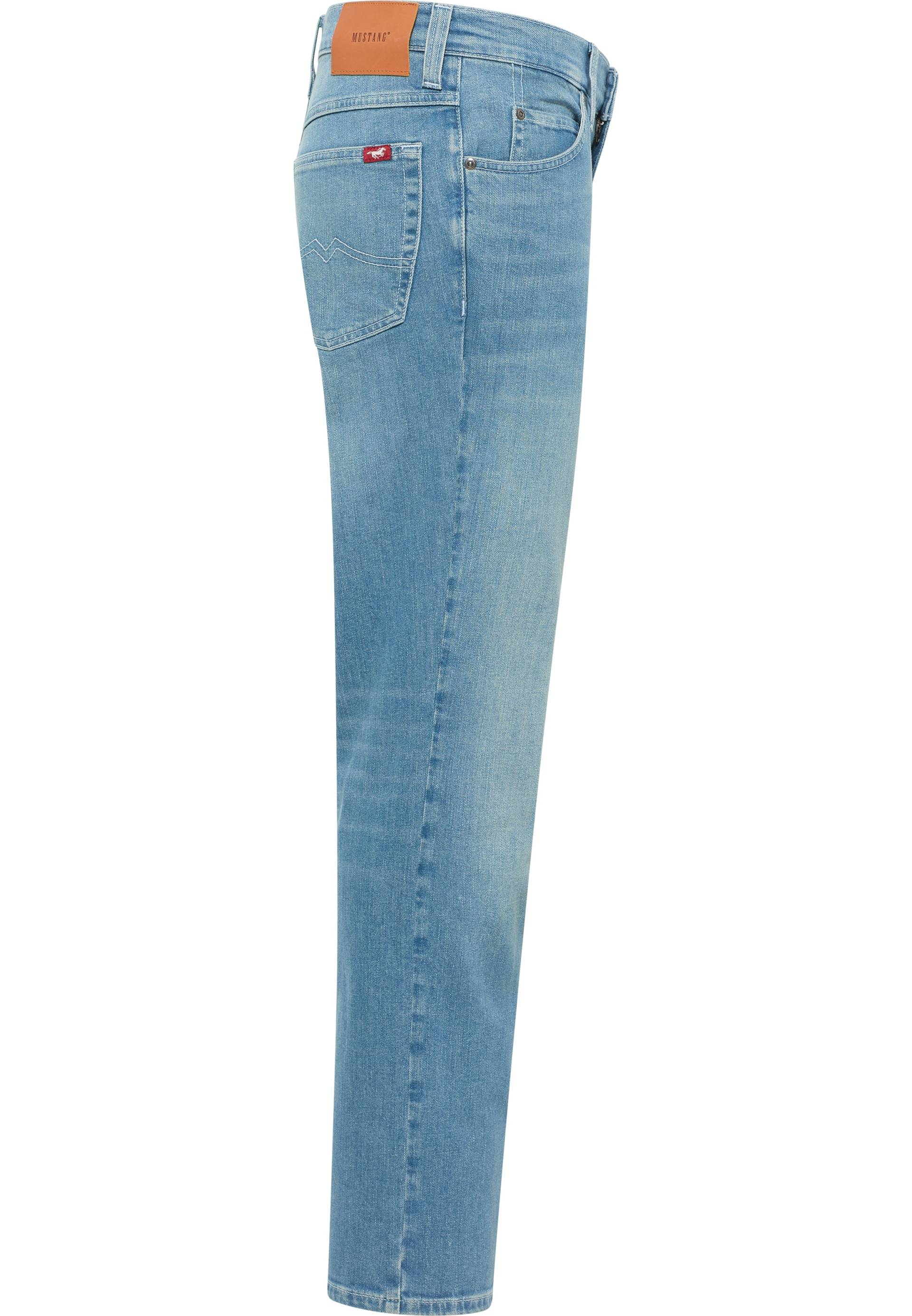 MUSTANG 5-Pocket-Jeans »Style Tramper Straight«, mit Markenlabel von Mustang