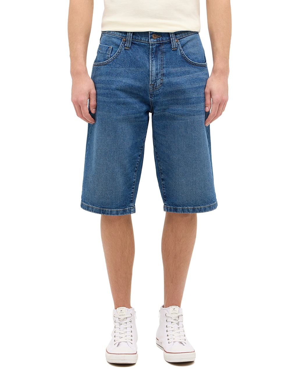 MUSTANG Shorts »Style Jackson Short«, mit Kontrastnähten von Mustang