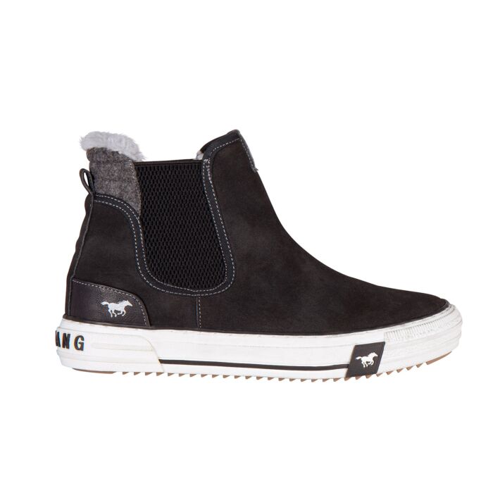 Mustang Sneaker für Damen aus Softmaterial schwarz Mustang Sneaker für Damen aus Softmaterial schwarz von Mustang