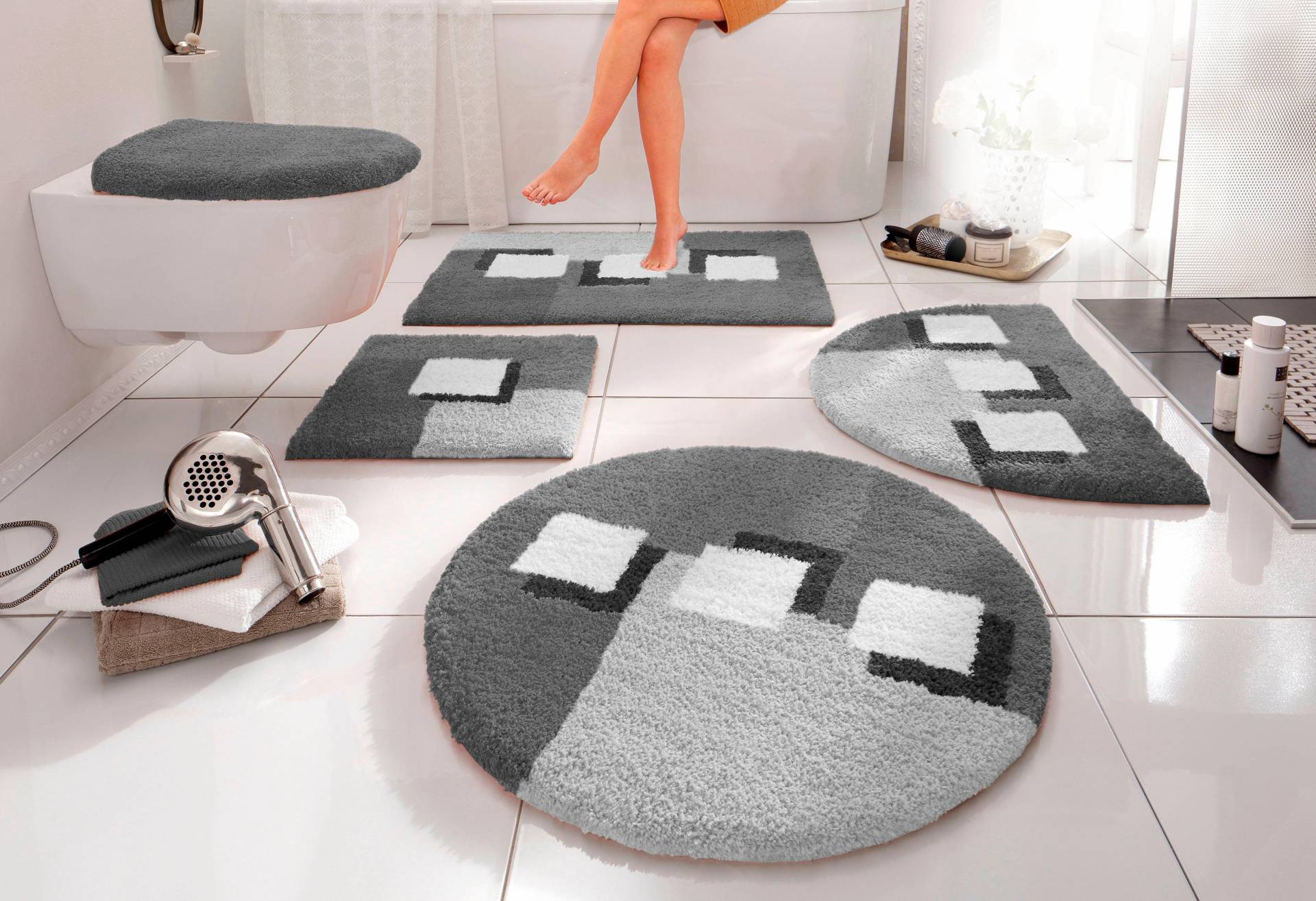 my home Badematte »Ada«, rutschhemmend beschichtet, schnell trocknend-strapazierfähig-fussbodenheizungsgeeignet, Badteppich, Badematten auch als 3 teiliges Set erhältlich my home Badematte »Ada«, rutschhemmend beschichtet, schnell trocknend-strapazierfähig-fussbodenheizungsgeeignet, Badteppich, Badematten auch als 3 teiliges Set erhältlich von My Home