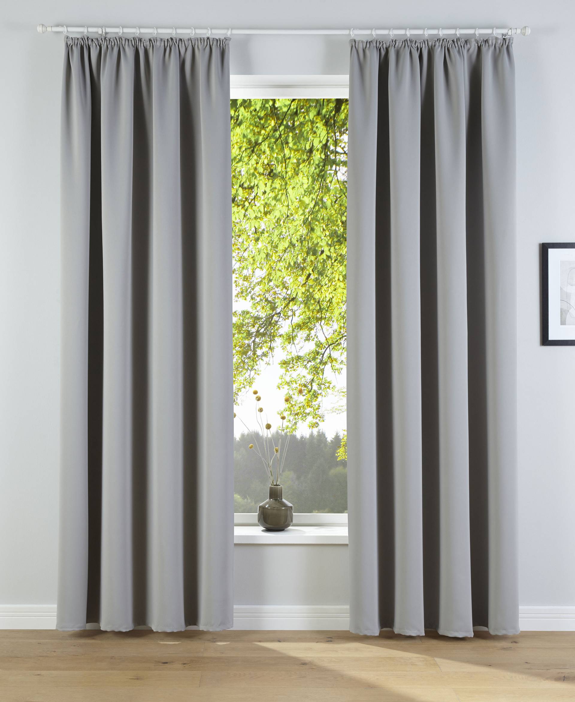 my home Verdunkelungsvorhang »Solana«, (2 St.), 2er-Set Verdunklungsvorhang mit Thermofunkltion, Bestseller, einfarbig my home Verdunkelungsvorhang »Solana«, (2 St.), 2er-Set Verdunklungsvorhang mit Thermofunkltion, Bestseller, einfarbig von My Home