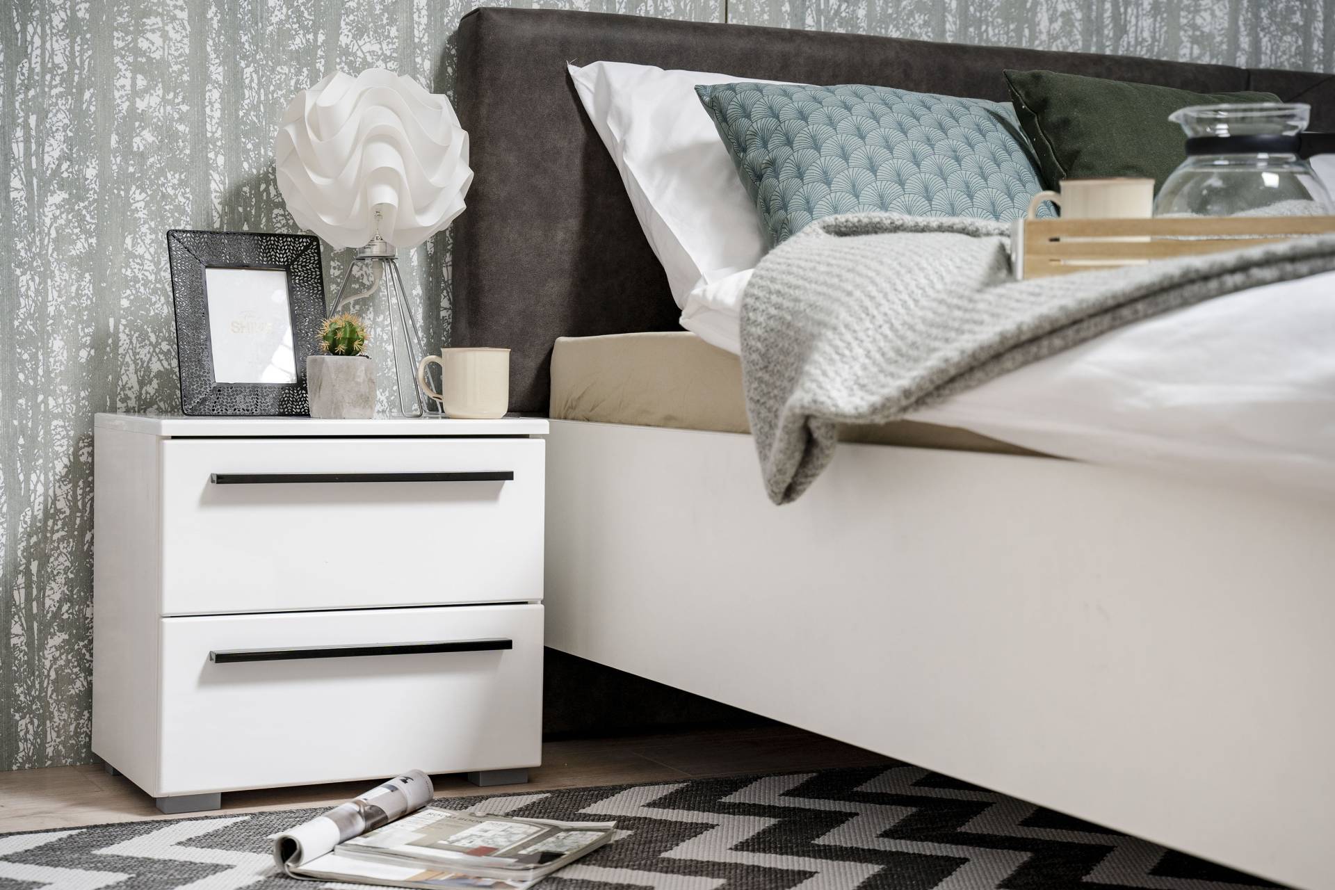 INOSIGN Nachtkommode »Ksanti«, Mit 2 Schubkästen, hochglänzende Front INOSIGN Nachtkommode »Ksanti«, Mit 2 Schubkästen, hochglänzende Front von INOSIGN