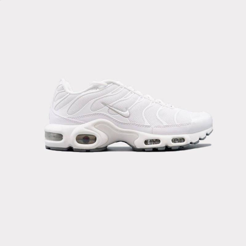 Air Max Plus - Triple White Herren Weiss-Natur 38.5 von NIKE