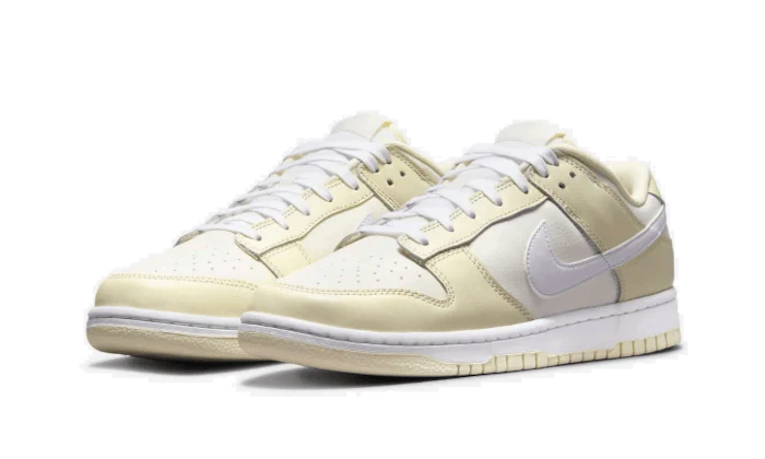 Dunk Low Coconut Milk Damen Beige 40 von NIKE